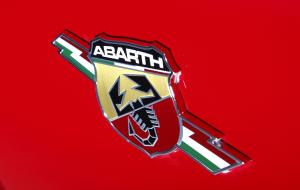 Abarth 500 esseesse 2011 года  (AU)